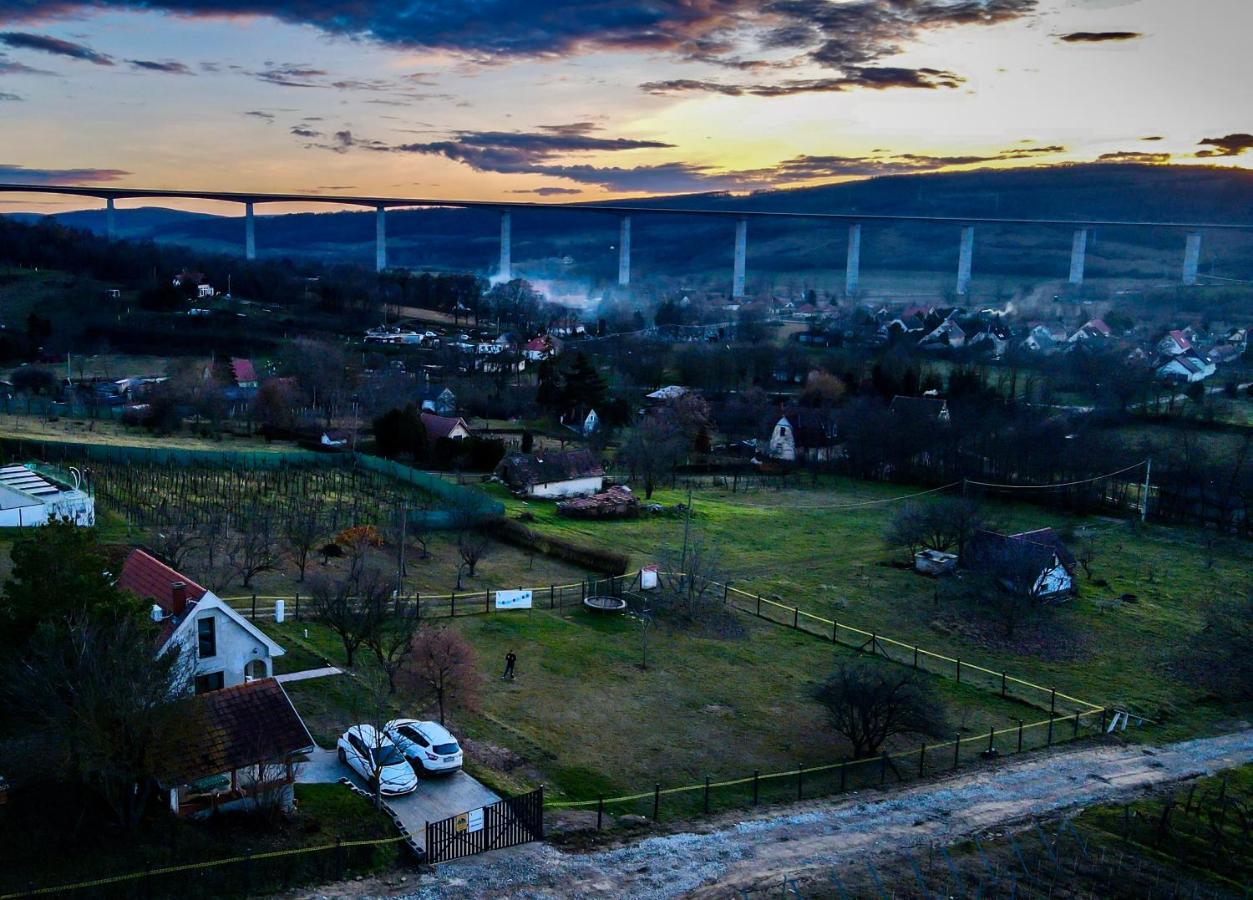 Voelgyhid Village Balaton Kőröshegy 外观 照片