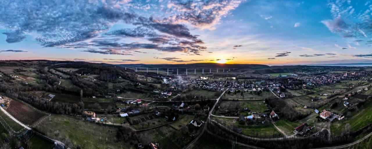 Voelgyhid Village Balaton Kőröshegy 外观 照片
